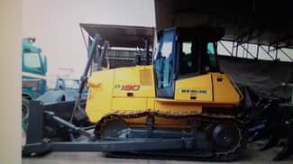 Bulldozer New Holland, modèle D180LT.PS