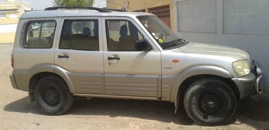 Mahindra scorpio glx 2.6