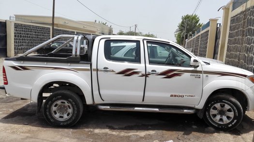 toyota hilux turbo