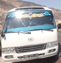 Location de la voiture bus Toyota