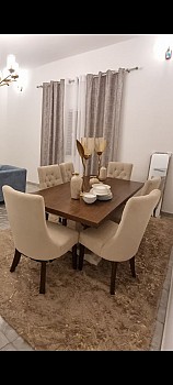 Vente Table à manger + tapis