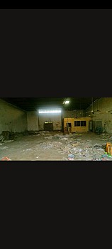 Locale 300 m2 Gabode