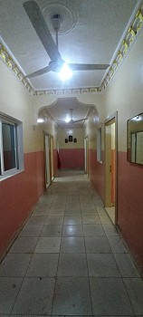 Appartement F4 neuf avec terrasse à louer à Barwaqo 2, proche mosquée