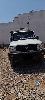 Toyota Land Cruiser 2021 tout neuf, entretien à jour, climatisation fonctionnelle
