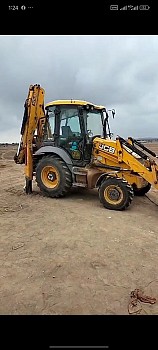 JCB 3CX d\'occasion en bon état à vendre
