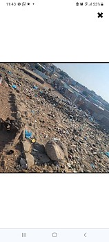 Terrain à vendre dans un lieu stratégique, prix négociable