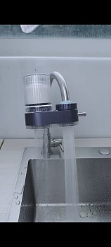 Purificateur d\'eau de robinet - Élimine bactéries et impuretés