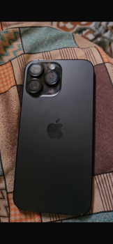iPhone 14 Pro Max Noir, 256 Go, Batterie à 97%, Comme Neuf