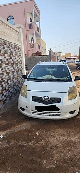 Voiture Toyota Yaris Hatchback Année 2006