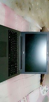 PC Portable modèle DEEL