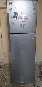 Vente de mon réfrigérateur de marque sharp ( cause voyage )