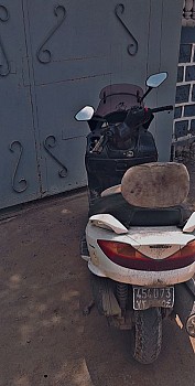 Scooter Suzuki Burgman 200, bon état, prix négociable