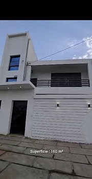 Villa 160m2 avec parking à Cité Barwaqo 2