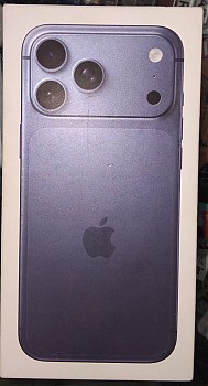 iPhone 17 Pro Max 256Go Bleu, neuf avec pochette et coque de protection