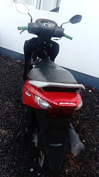 Scooter Suzuki