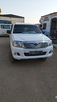 A vendre Pick up Hilux 2014