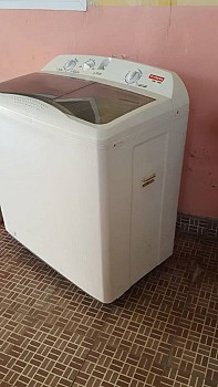 A vendre machine à laver toute neuve - 10 kg