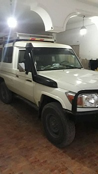 Voiture Land cruiser