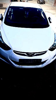 Voiture Hyundai AVANTE