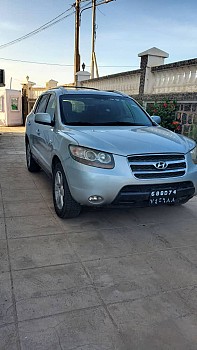 Voiture Santa Fe MLX modél 2016.