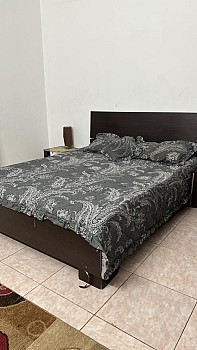 Meuble Chambre à coucher moderne neuve.