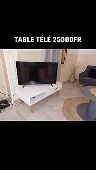Meuble télé en bois acheté en France