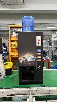 Machine à café et thé pour boutiques et cafétérias