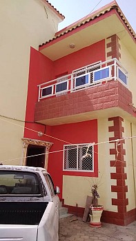 Maison F6 300m2 avec parking à Cité Hamdani