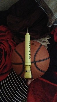 Je vends une ballon de basket