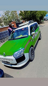 Taxi Probox en bon état à vendre - prix négociable