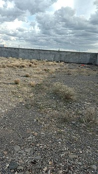 Terrain commercial 1247m2 avec titre foncier à côté de l\'usine de plastique