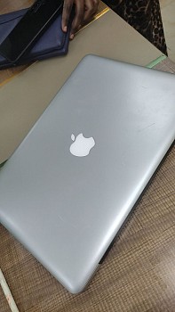 MacBook Pro haut de gamme pour professionnels de la création et du montage vidéo