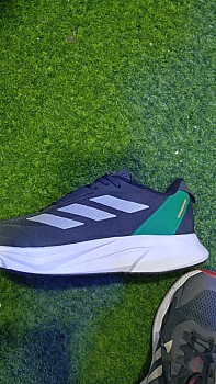 Chaussure Sneaker Adidas en vente