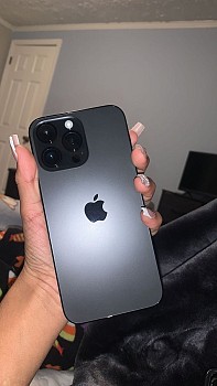 iPhone 13 Pro Max Gris, 128GB, Batterie 81%, Négociable