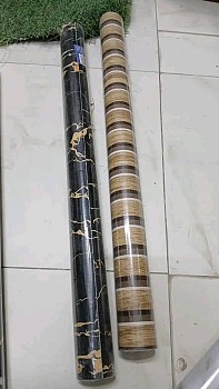 Papier peint adhésif