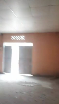 Hangar de 100m2 à louer sur route stratégique à PK12