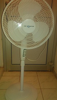 Ventilateur sur pied réglable