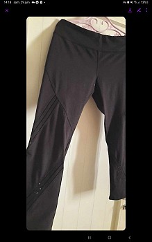 Legging de sport noir avec dentelle, taille M-L