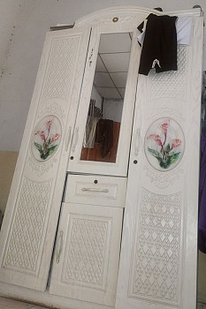 Armoire en bon état - 2 portes