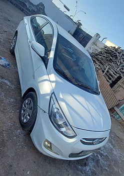 HYUNDAI ACCENT 2015