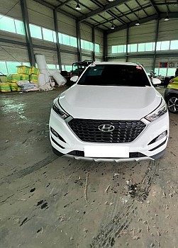 Hyundai Tucson 2017, diesel, en excellent état, pas encore immatriculée !