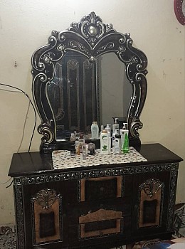 Chambre à coucher en excellent état - comme neuve