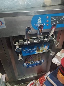 Ice cream machine