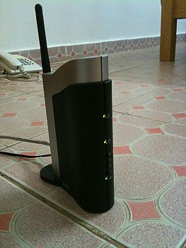 WIFI Routeur WIFI avec 4 ports Ethernet