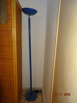 Lampe allogène et lampe de bureau