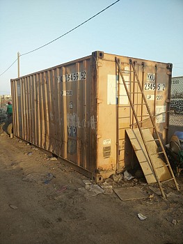 Container vide 20