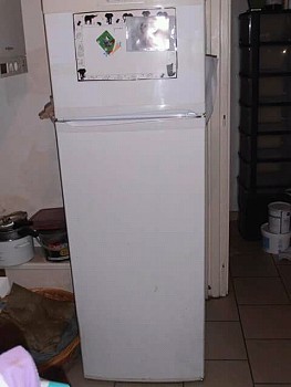 Deux réfrigérateur