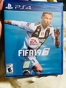 CD PS4 FIFA 19