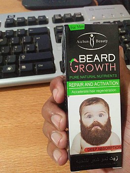Huile de croissance de barbe 100% naturelle et efficace