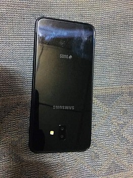 Téléphone Samsung j6 plus 32Go